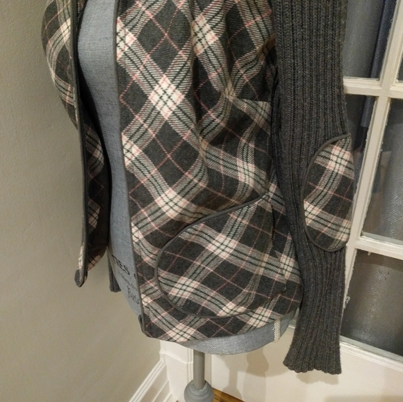 IRIS sweater/hoodie - Picture 6 of 7